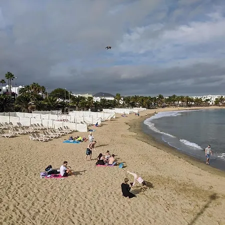 Apartament Ground Floor With Private Garden, Charcos