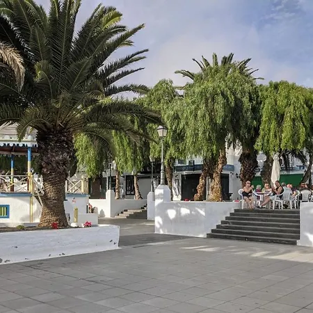 Ground Floor With Private Garden, Charcos Costa Teguise