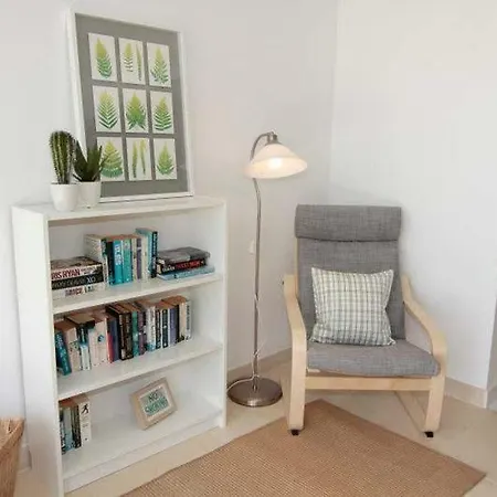 Apartment Ground Floor With Private Garden, Charcos *